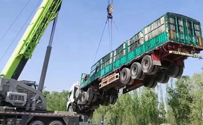 蓝田道路脱困救援案例